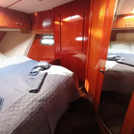 Botel Alba Regia Luxury Yacht
